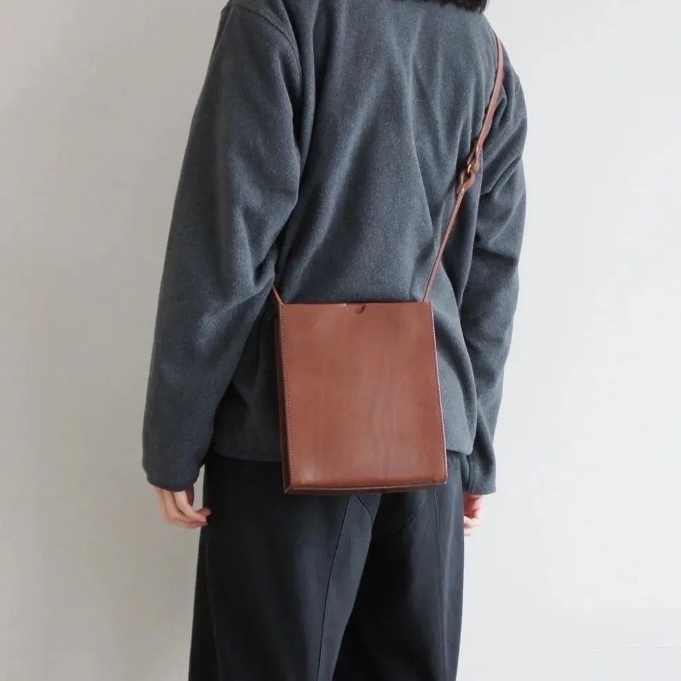 【新品 定価19,800円】タイドウェイ ショルダーバッグ サコッシュ ハコショルダー NUME HAKO SHOULDER TRUMP レザー 本革 牛革 男女兼用 ユニセックス TIDEWAY