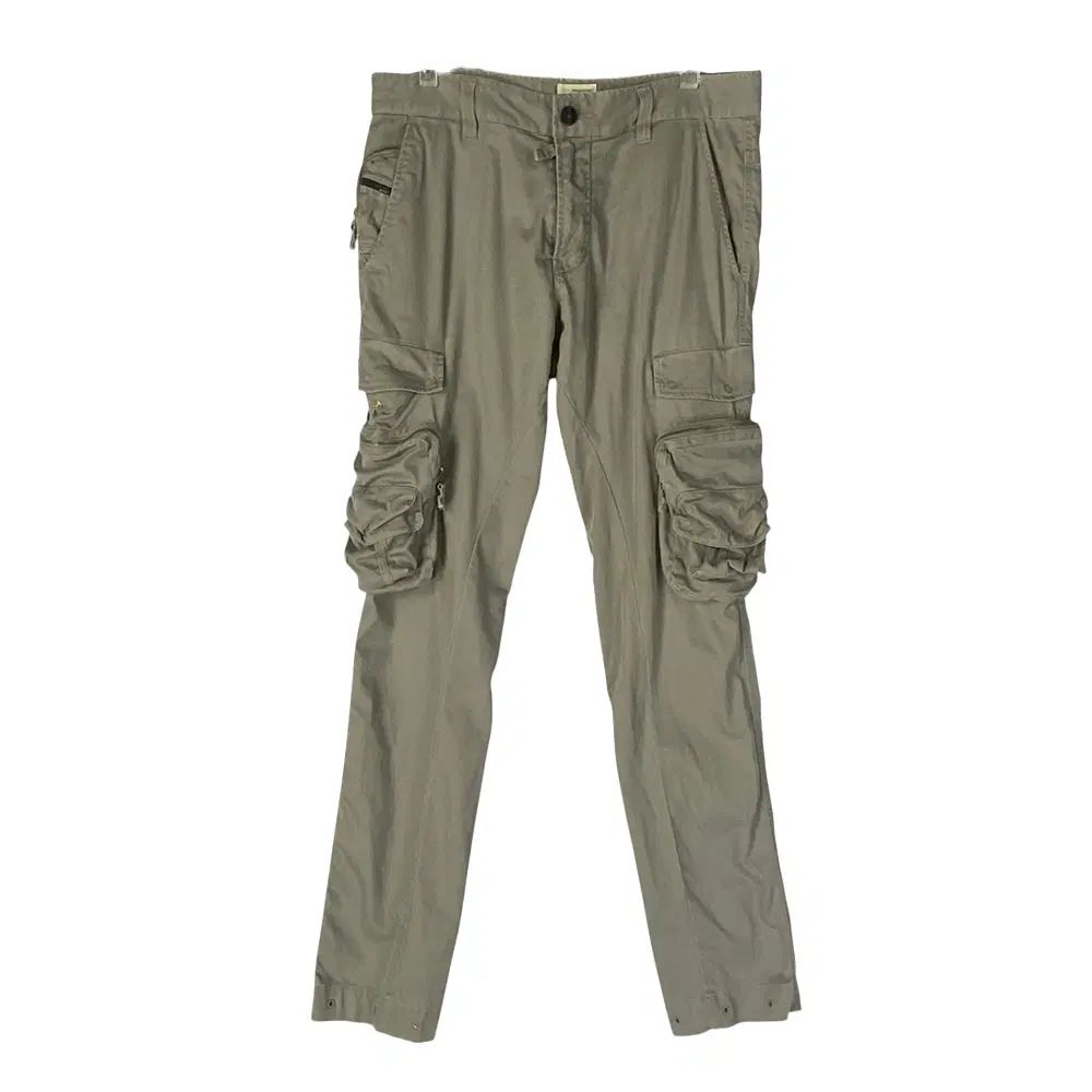 82 DIESEL マルチポケット カーゴ パンツ (32) 6,409円