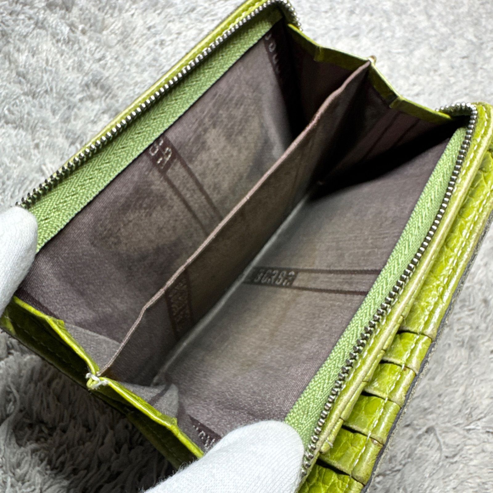 PELLE BORSA ペレボルサ 二つ折り財布 L字ファスナー シボ革 グリーン