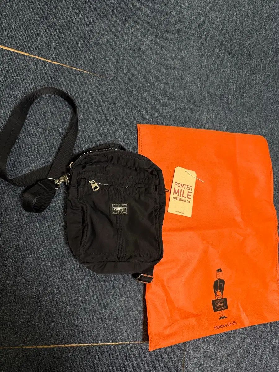 吉田ポーター マイル ショルダーバッグ 出品