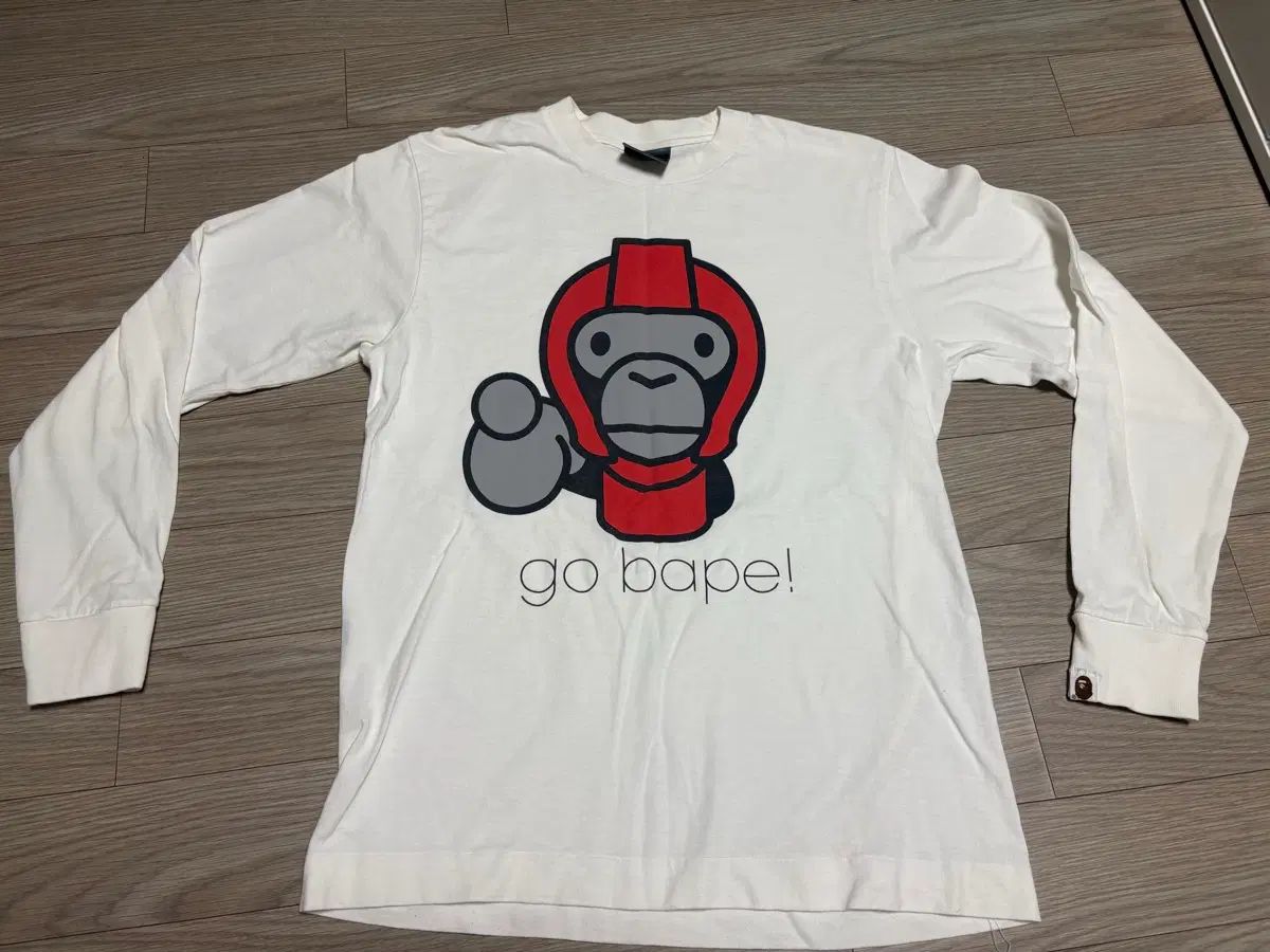 A BATHING APE アベイシングエイプ ロングスリーブ