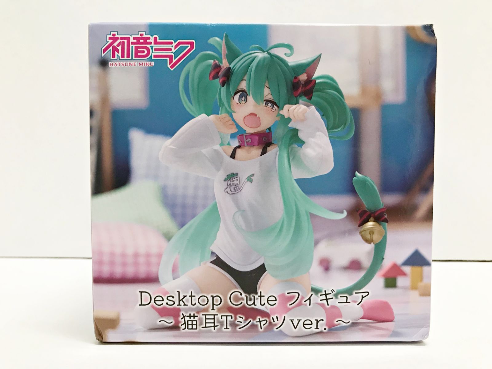 27. [Unopened] Hatsune Miku ~Cat Ears T-shirt Ver.~ Desktop Cute (Box Damaged) [Sold Together] ▲