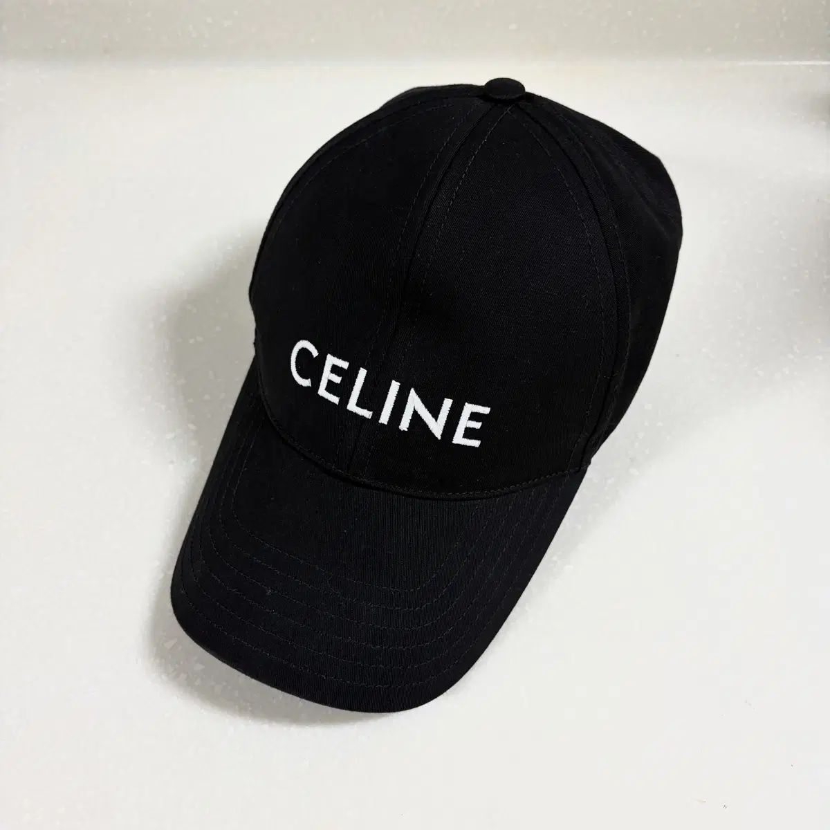L Celine セリーヌ ロゴ ベースボールキャップ 42,314円