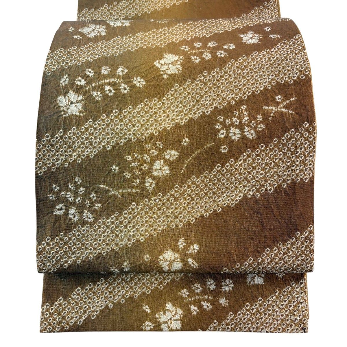 【美品】 袋帯 名品 草花 斜縞 絞り 金彩 山吹茶色 お太鼓柄 正絹 【中古】 11,692円