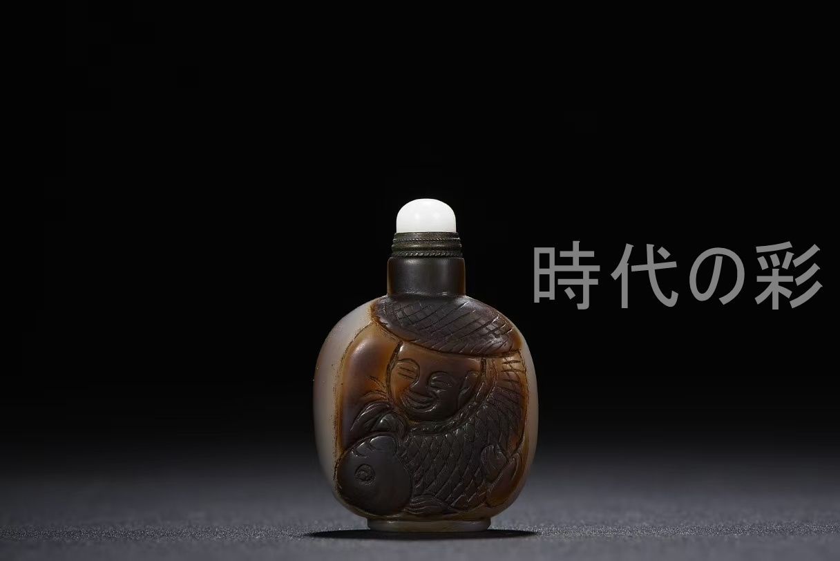 中国古美術・瑪瑙?色巧彫鼻煙壺・天然瑪瑙・巧色彫刻・中国工芸品・鼻煙壺・鑑賞用 R08082007