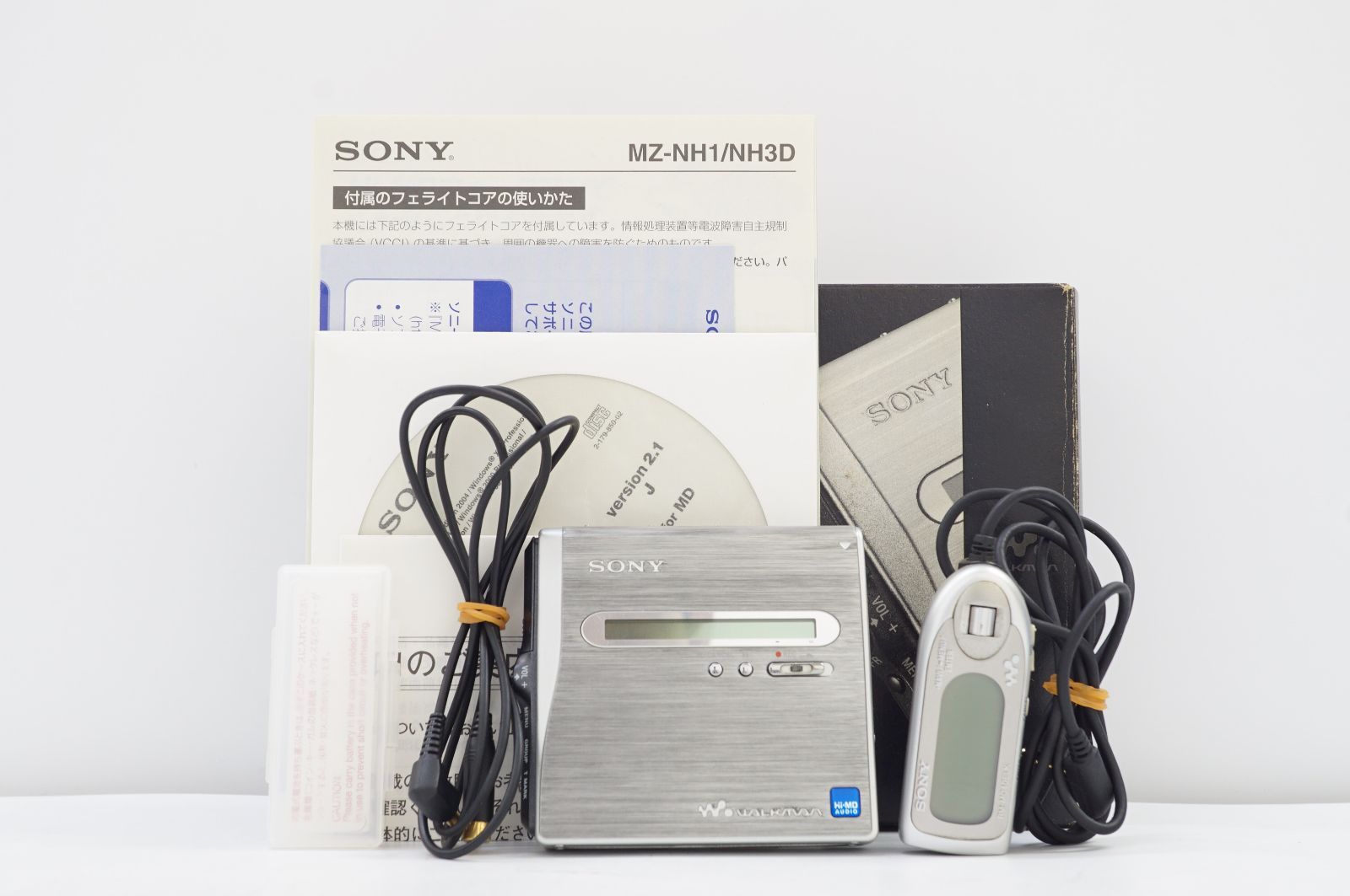 C092145）SONY Hi-MDウォークマン MZ-NH3D ポータブルMDプレーヤー　元箱付き