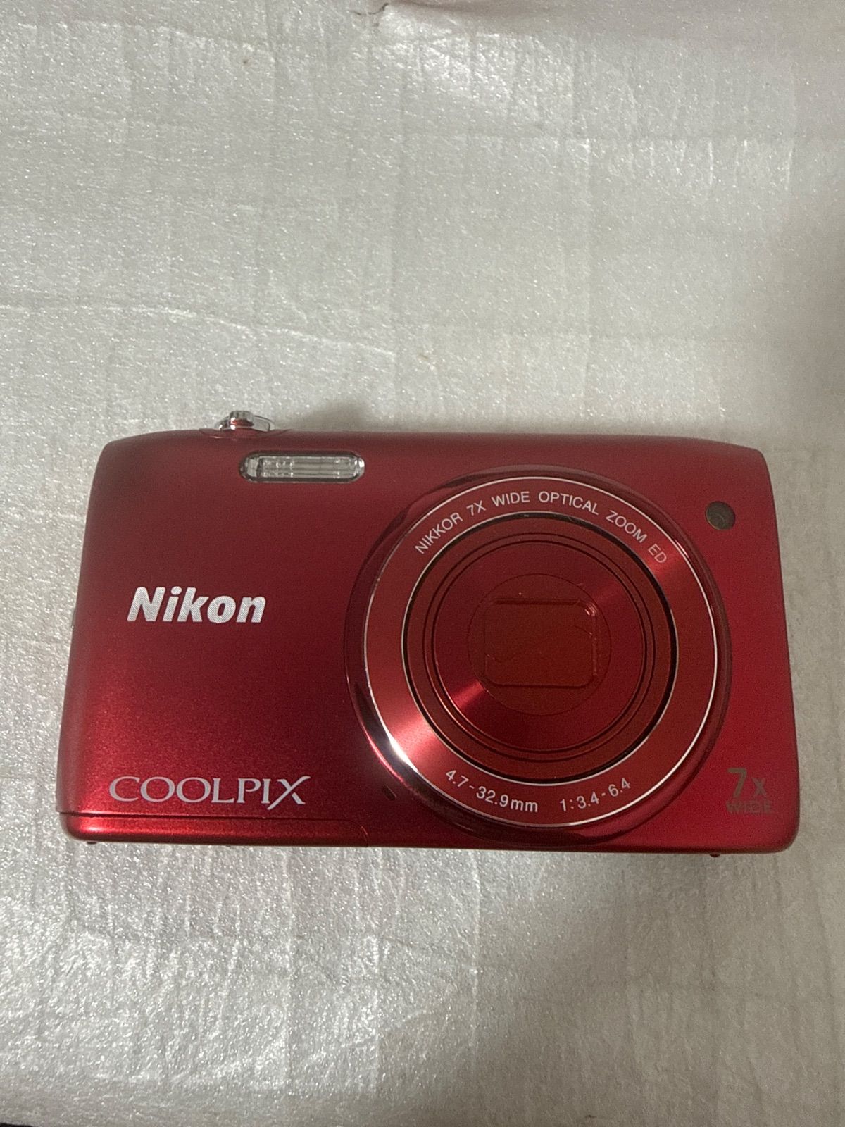 잘 작동하는 디지털 카메라 본체 니콘 쿨픽스 S3400