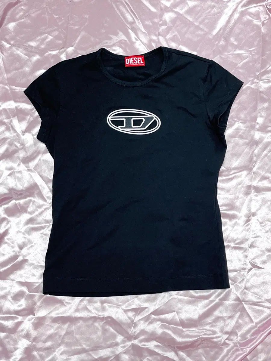 DIESEL T-ANGIE ピーカブー Tシャツ ブラック