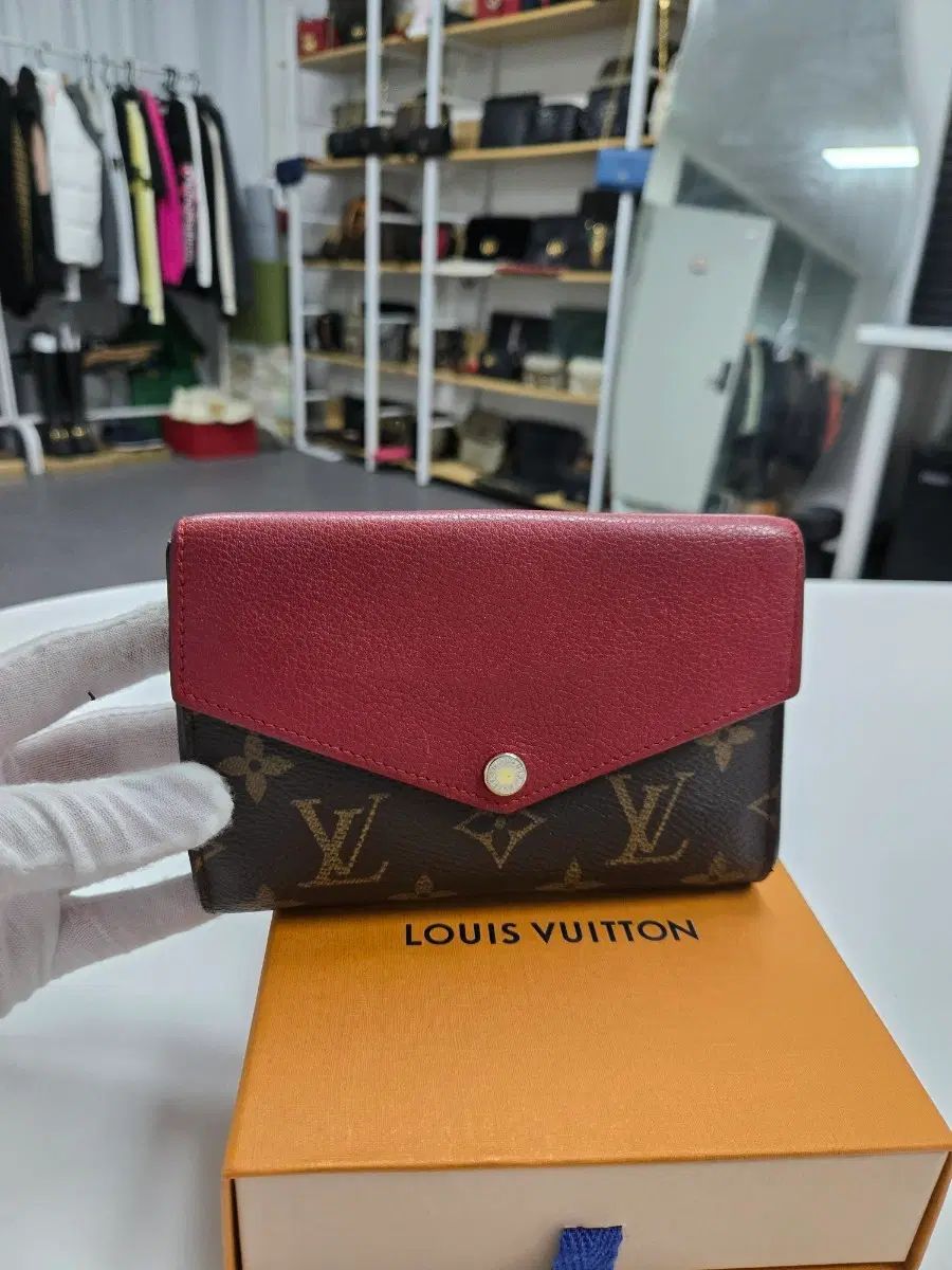 正規品 Louis Vuitton ルイヴィトン PALACE パレス 二つ折り財布