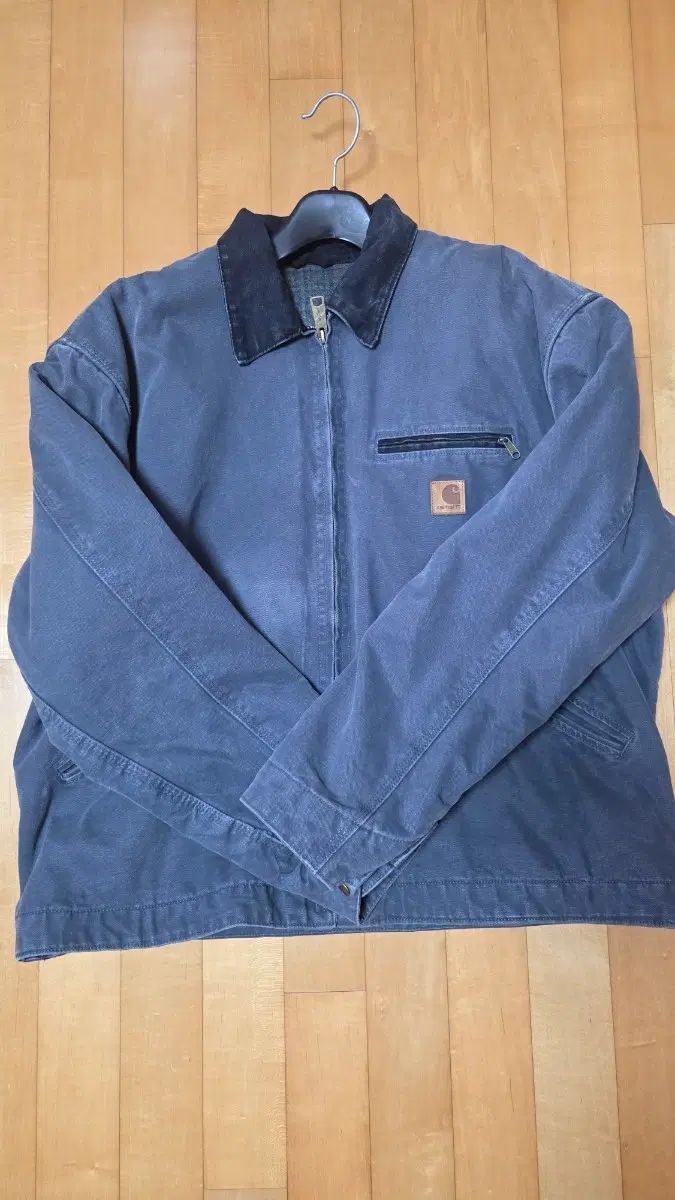 Carhartt カーハート デトロイト