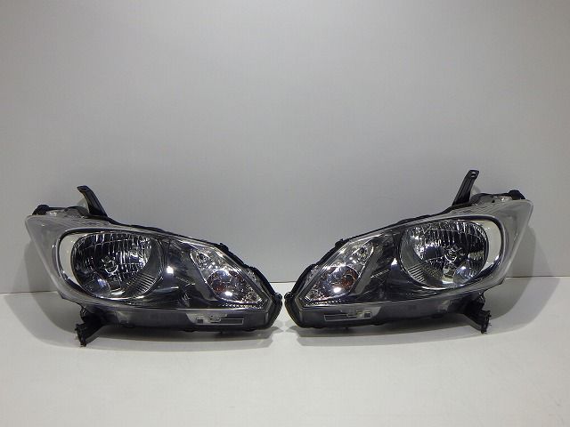 フリード　ヘッドライト　左右　HID　GB3/4　100-62054　N6　クロームメッキ　コーティング　美品　260819053 23,828円