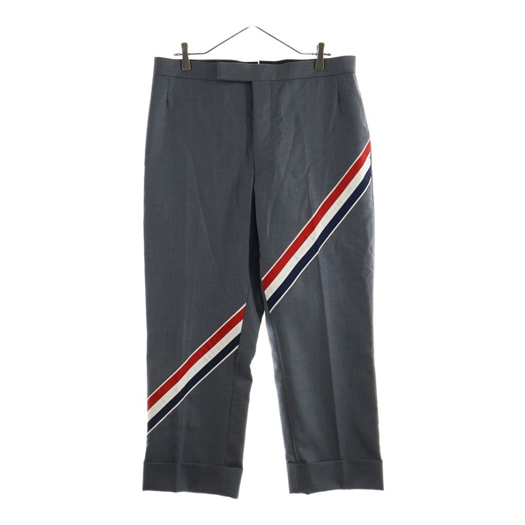 THOM BROWNE (トムブラウン) ダイアゴナル ストライプ クラシックトラウザー スラックスパンツ グレー MTC160A-00626035