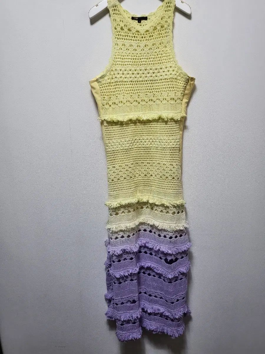 82100 マージュ maje ニット ONE PIECE ロング ONE PIECE イェロー/PURPLE