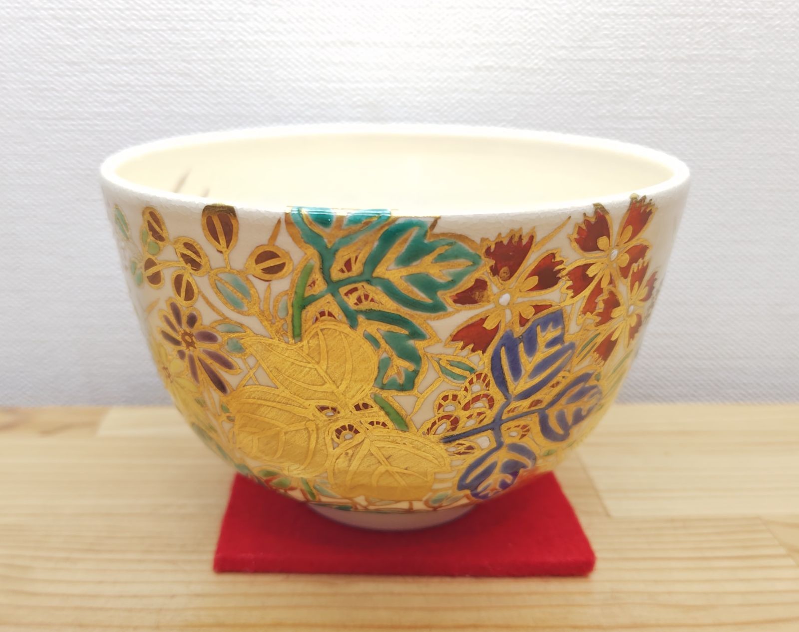 【逢絢亭・中古品】茶道具 茶碗 京焼 秋草の絵 宮川香林 共箱入り