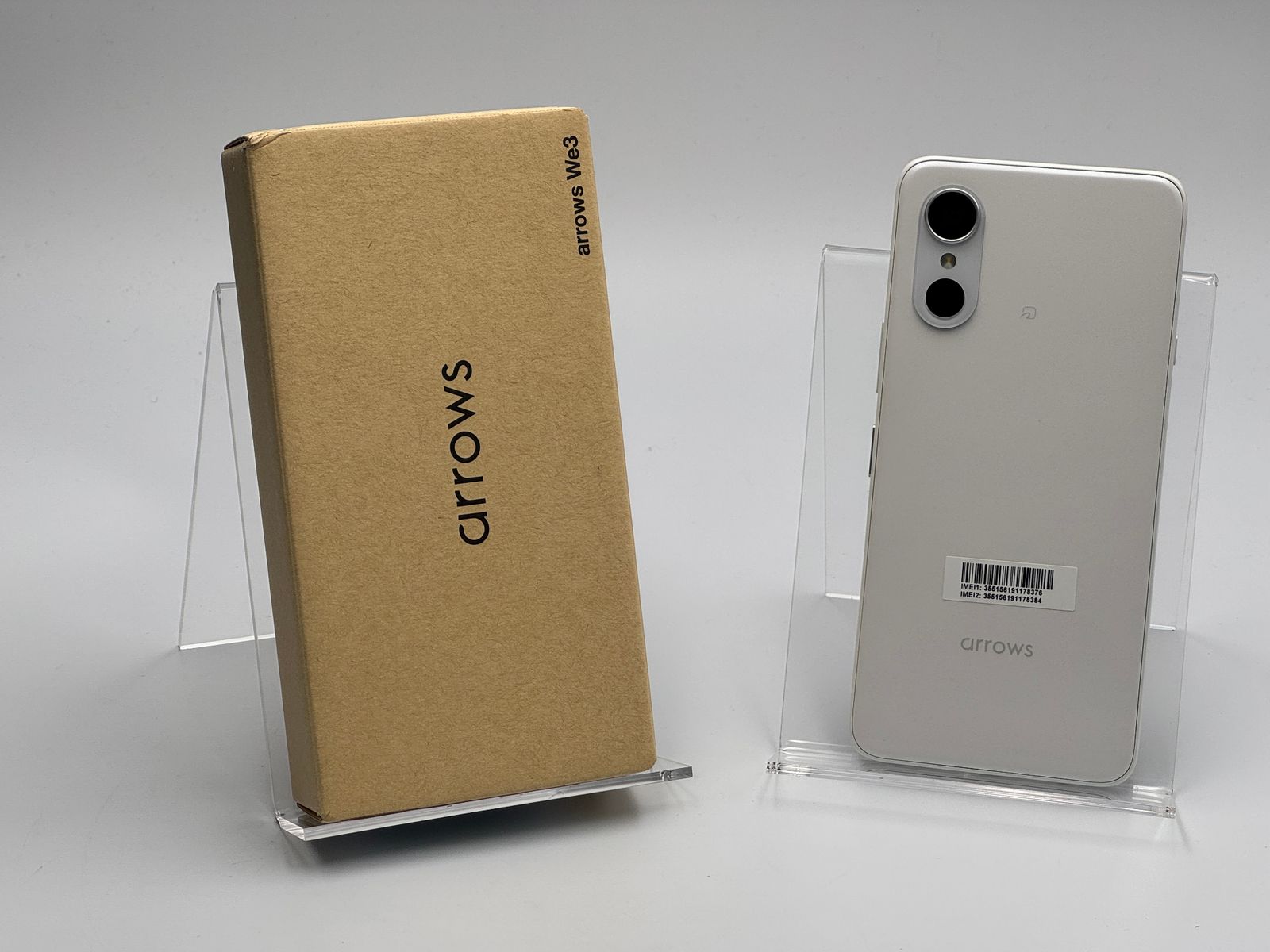 【箱付き中古A】arrows We3 F-52G 4GB+64GB ホワイト SIMフリー 白ロム