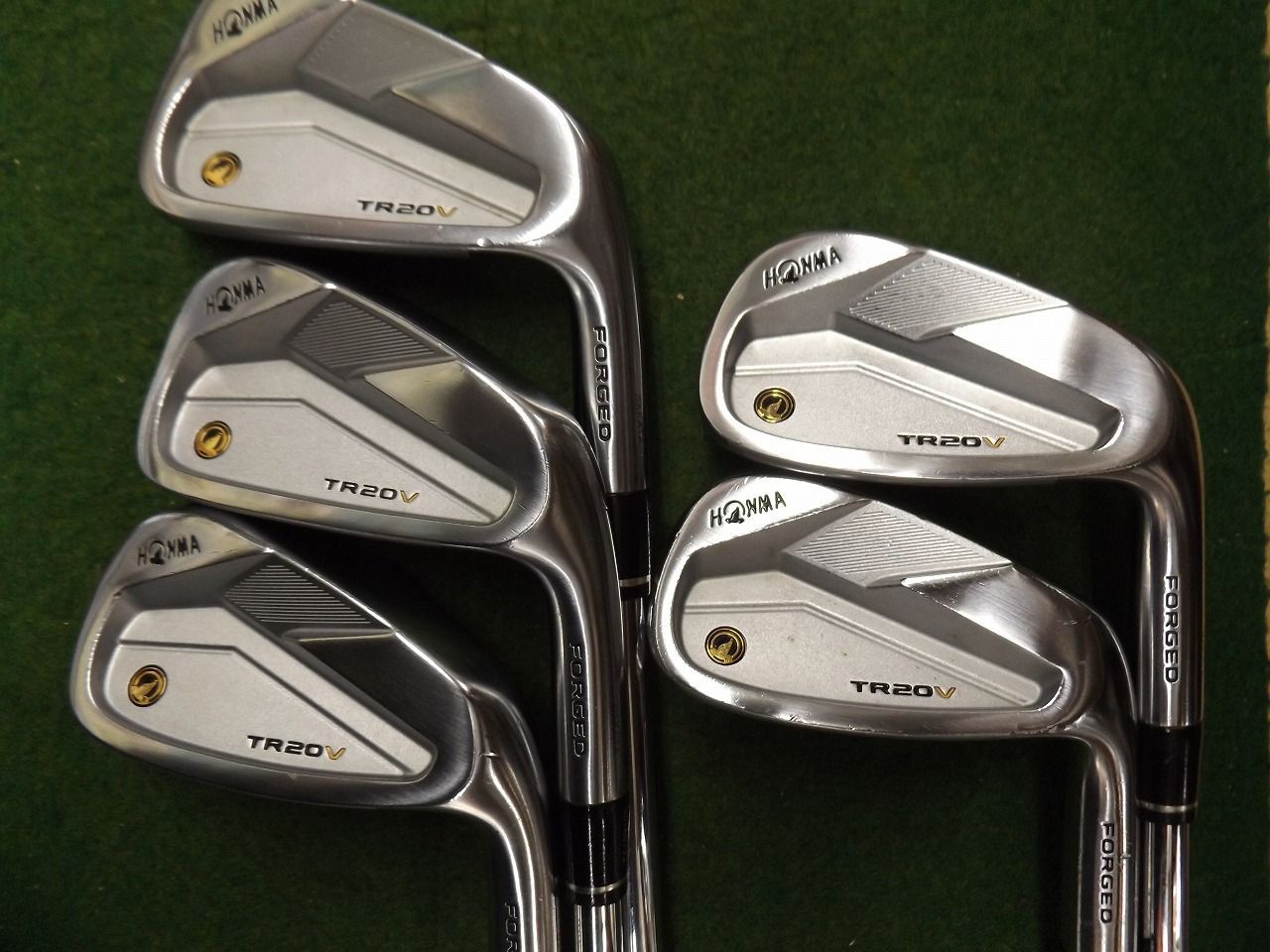 4235 TR 20V FORGED #6-10 AMT TOUR WHITE R300 カスタム ホンマ アイアンセット .036459