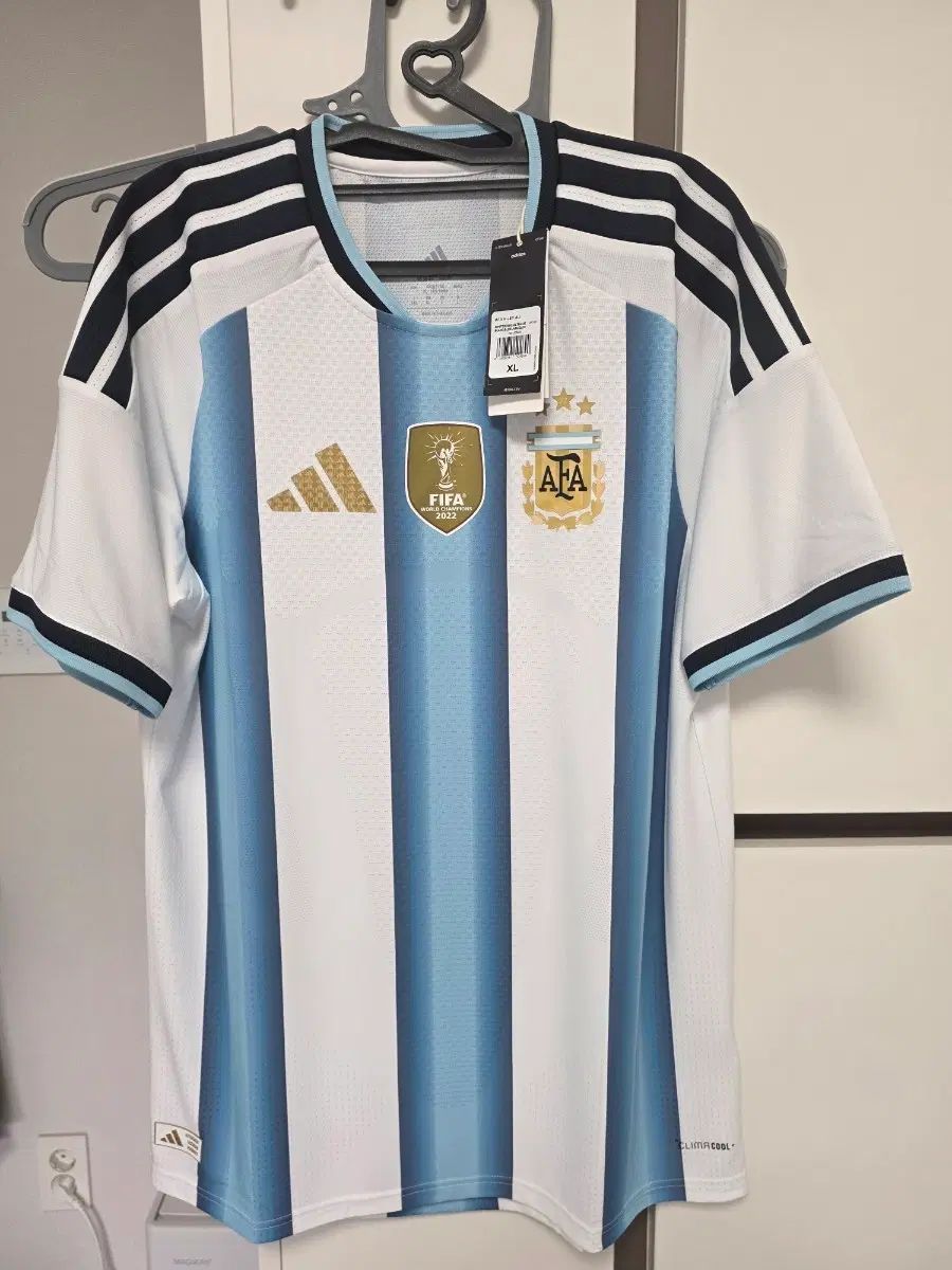 26 アルゼンチン ホーム アセンティック Tシャツ 出品 20,839円