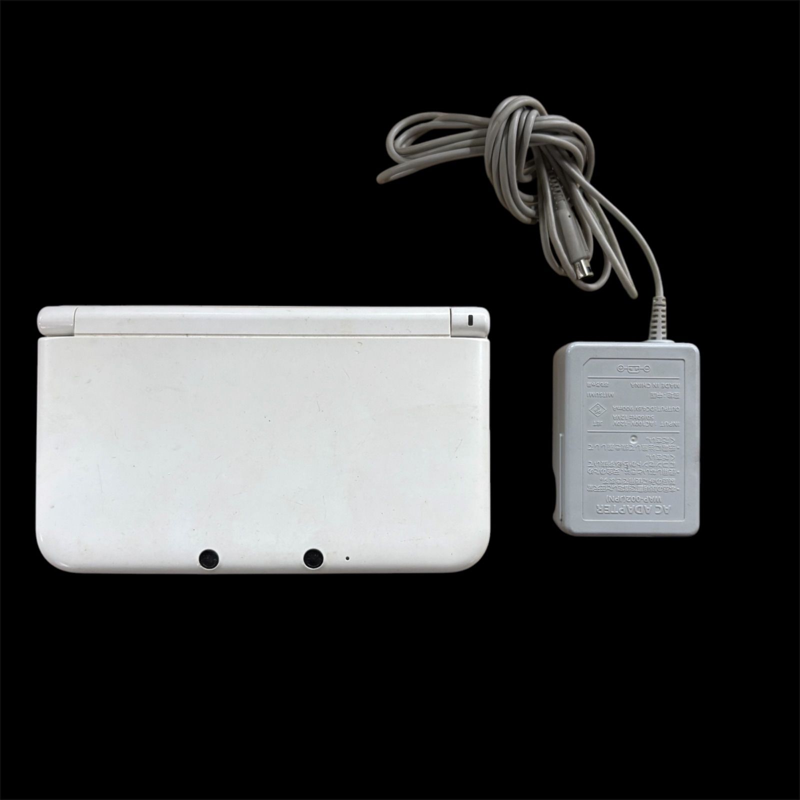 [Operation Confirmed] Nintendo Nintendo 3DS LL White Main Unit with Charger Adapter Initialized Camera Operation Confirmed