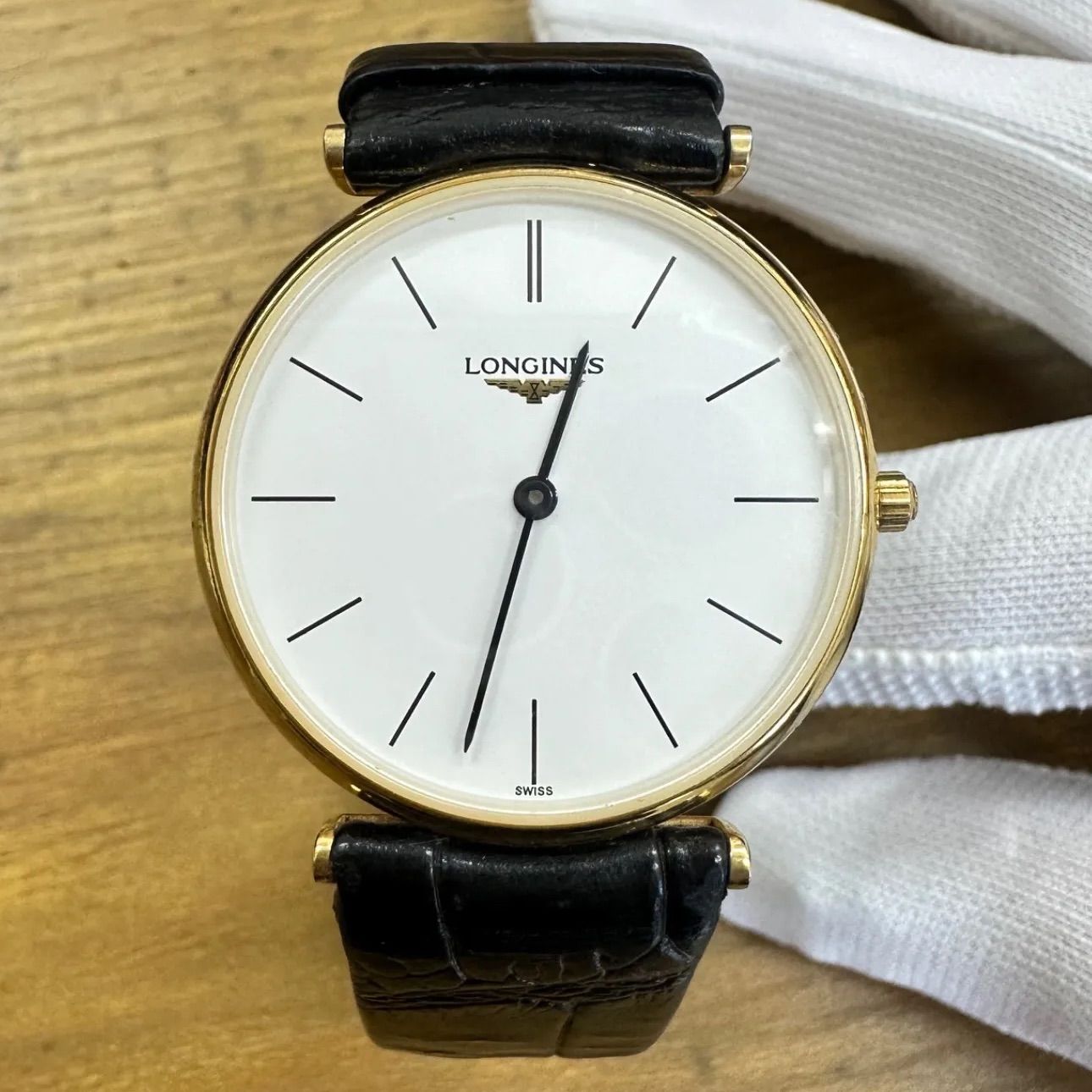 LONGINES ロンジン　腕時計　L4.635.2 クォーツ　ブラック　ゴールド 21,456円