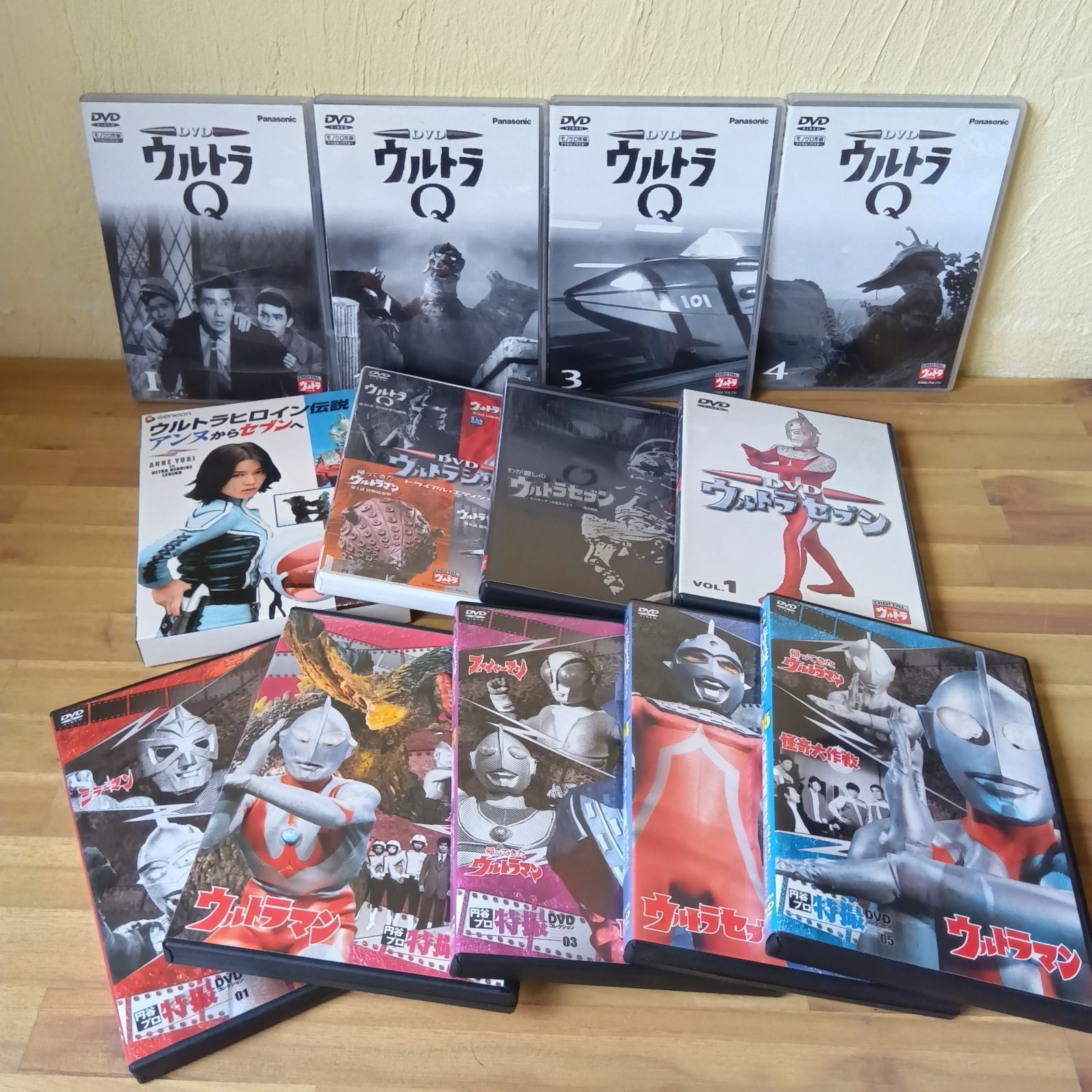 DVD　ウルトラマンまとめ　ウルトラQ　ウルトラヒロイン伝説　わが愛しのウルトラセブン 7,840円