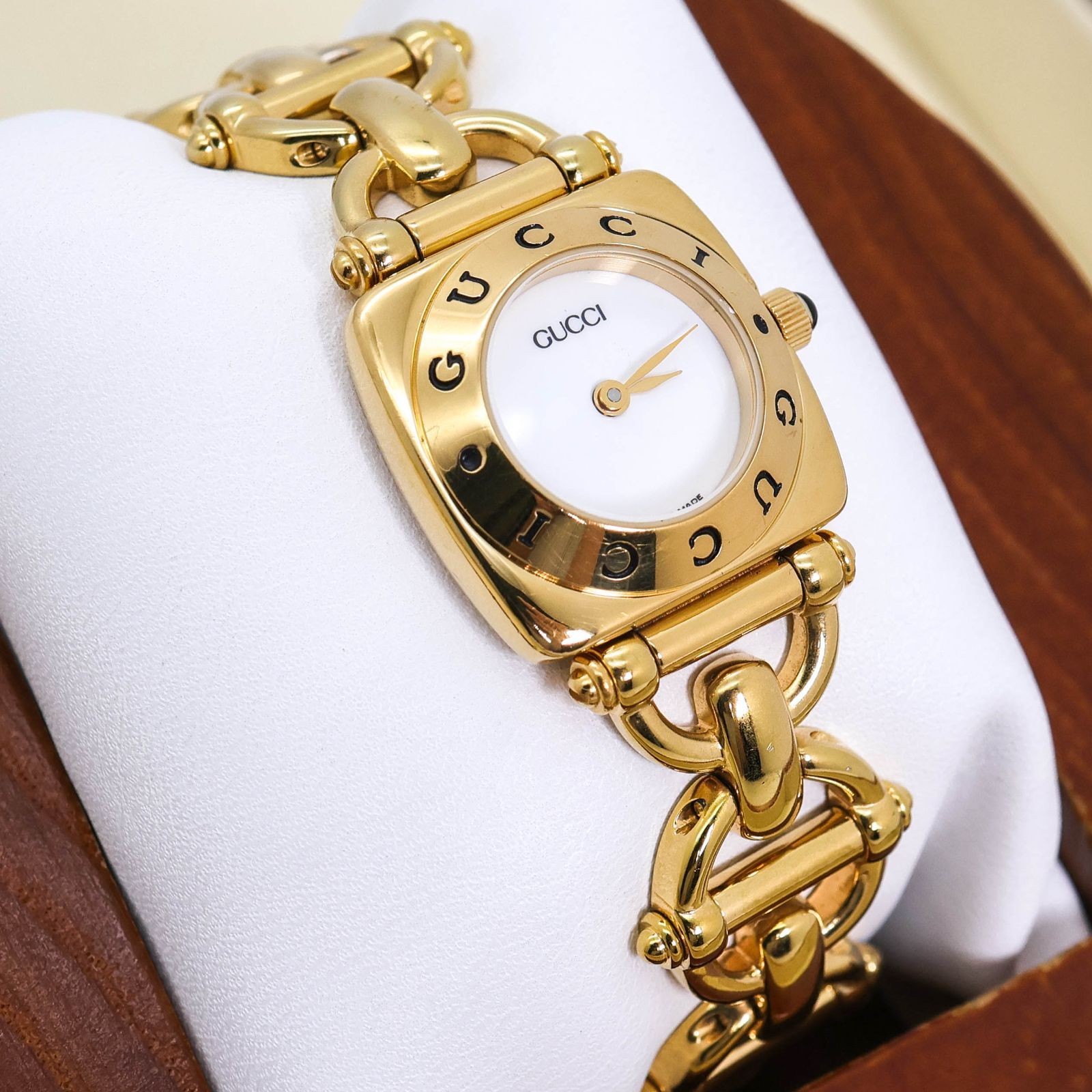 稼働 GUCCI 6400L 腕時計 ホースビット ゴールド 白文字盤 3963