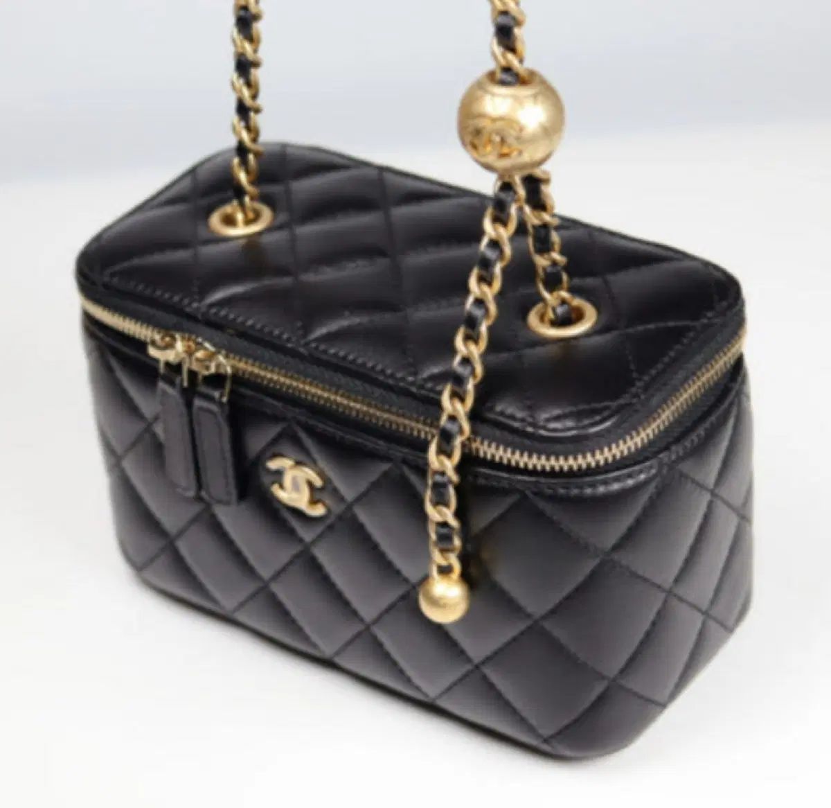 デパート/正規品 2026 CHANEL シャネル 直方 vanity ゴールデンボール ベージュ