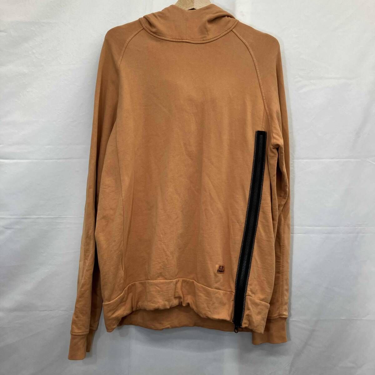 CP COMPANY / シーピーカンパニー / 06CMSS234A / ゴーグル / サイドジップパーカー / サイズM / オレンジ 8,154円