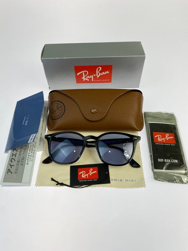 【中古品】 RAY-BAN レイバン WELLINGTON SUNGLASSES ウェリントン サングラス RB4258-F 52□20 150 アイウェア メガネ 眼鏡 【203-260821-hu-13-min】 6,344円