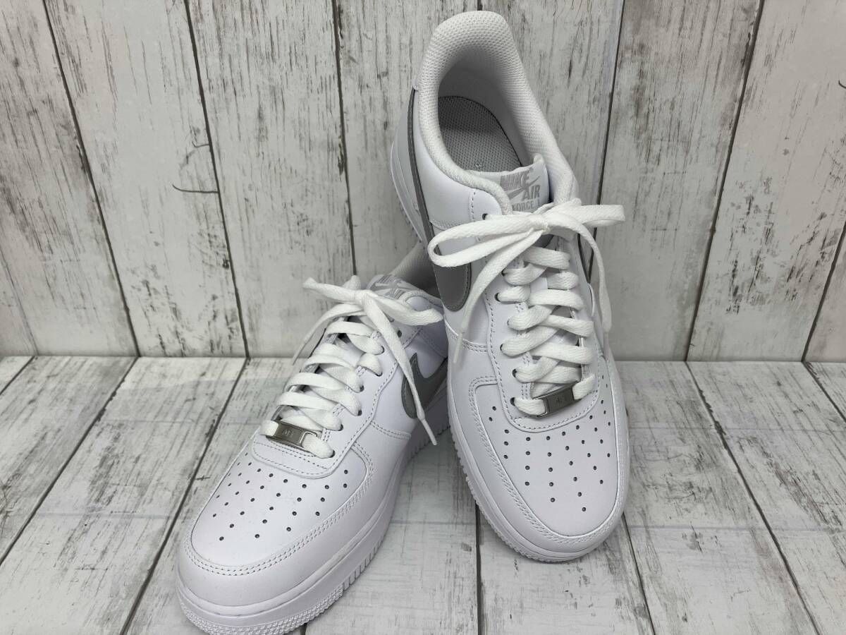 NIKE／AF1 LOW 07／スニーカー／ホワイト／メタリックシルバー／FJ4146-134／26㎝