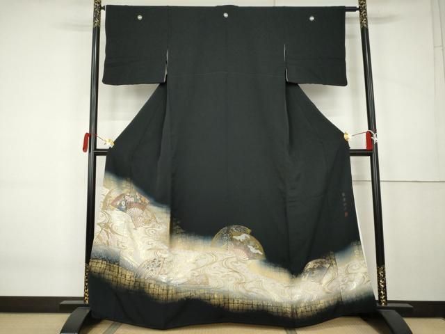平和屋着物●豪華黒留袖　作家物　寿光織　能楽琳派　流水飛鶴扇面花文　金糸　正絹　逸品　AABK6446cs