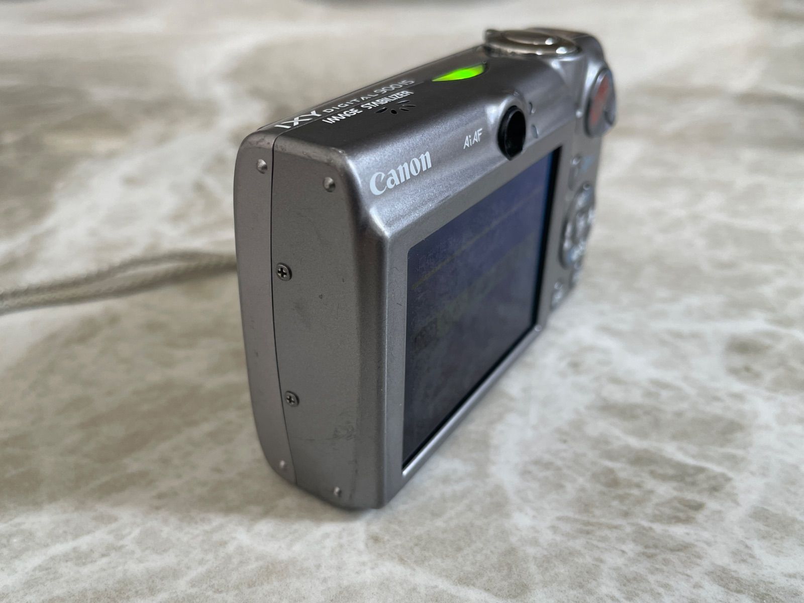 Canon IXY DIGITAL 900 IS PC1209 7.1MEGA PIXELS シルバー色