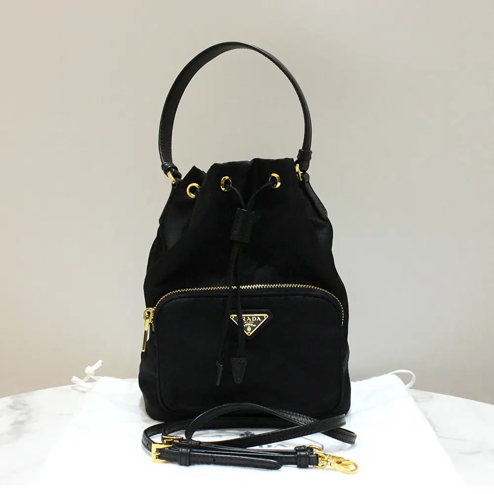 ブランドPRADA リナイロン バケットバッグ 1BH038
