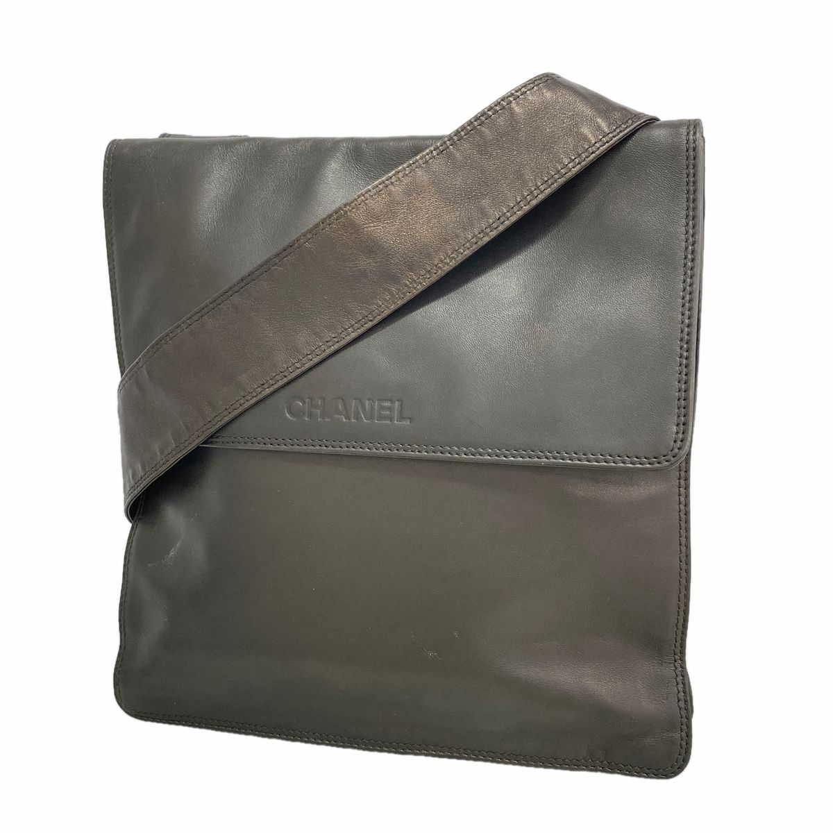 【6hd3392-k】シャネル ショルダーバッグ レザー ブラック ゴールド金具【中古】レディース