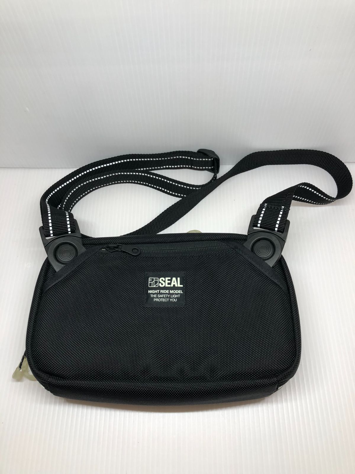 SEAL　オーガナイザーショルダーバッグ　ショルダーショルダーバッグ