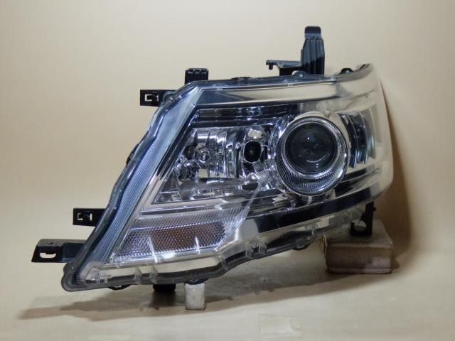 コーティング済 セレナ CNC25 左ヘッドランプ・ヘッドライト ハイウェイスター コイト 100-24921 26060-1GK1A KY0