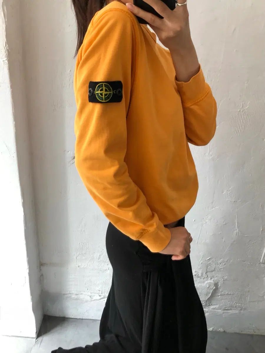 STONE ISLAND ストーンアイランド ワッペン マスタード COLOR スウェットシャツ スウェット