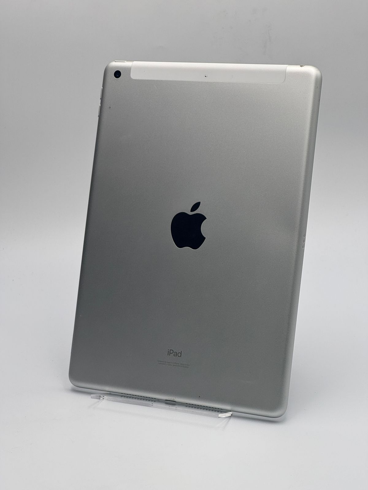 【訳あり中古C】iPad 第8世代 32GB シルバー wifi+Cellular バッテリー【83%】 SIMフリー 白ロム