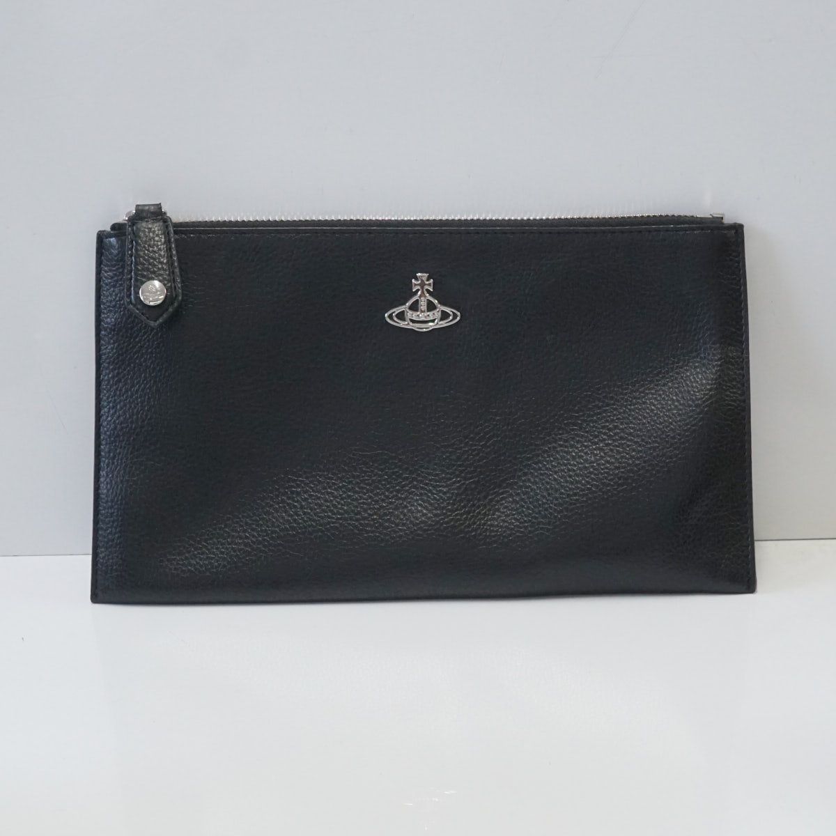 Vivienne Westwood ヴィヴィアン クラッチバッグ USED超美品 ヴィーガングレインレザー ジップポーチ 革小物 ユニセックス イタリア製X0847