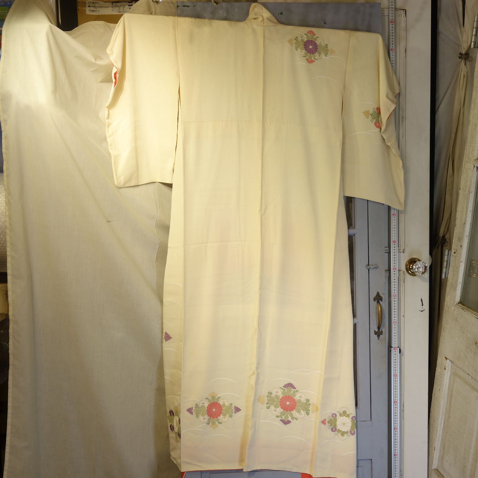 【新品・未使用】白地絵羽着物 和服 和装 着物 長期保管品 経年劣化あり リメイク素材・生地にも M387
