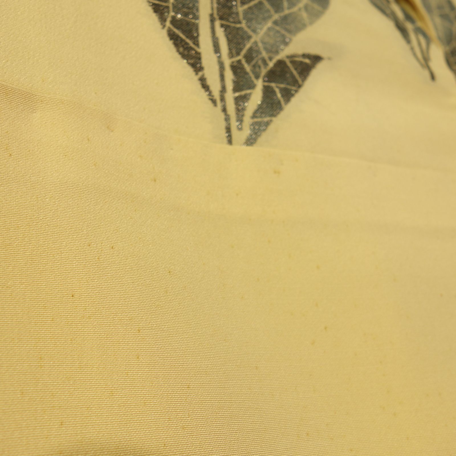 【新品・未使用】白地絵羽着物 和服 和装 着物 長期保管品 経年劣化あり リメイク素材・生地にも M387
