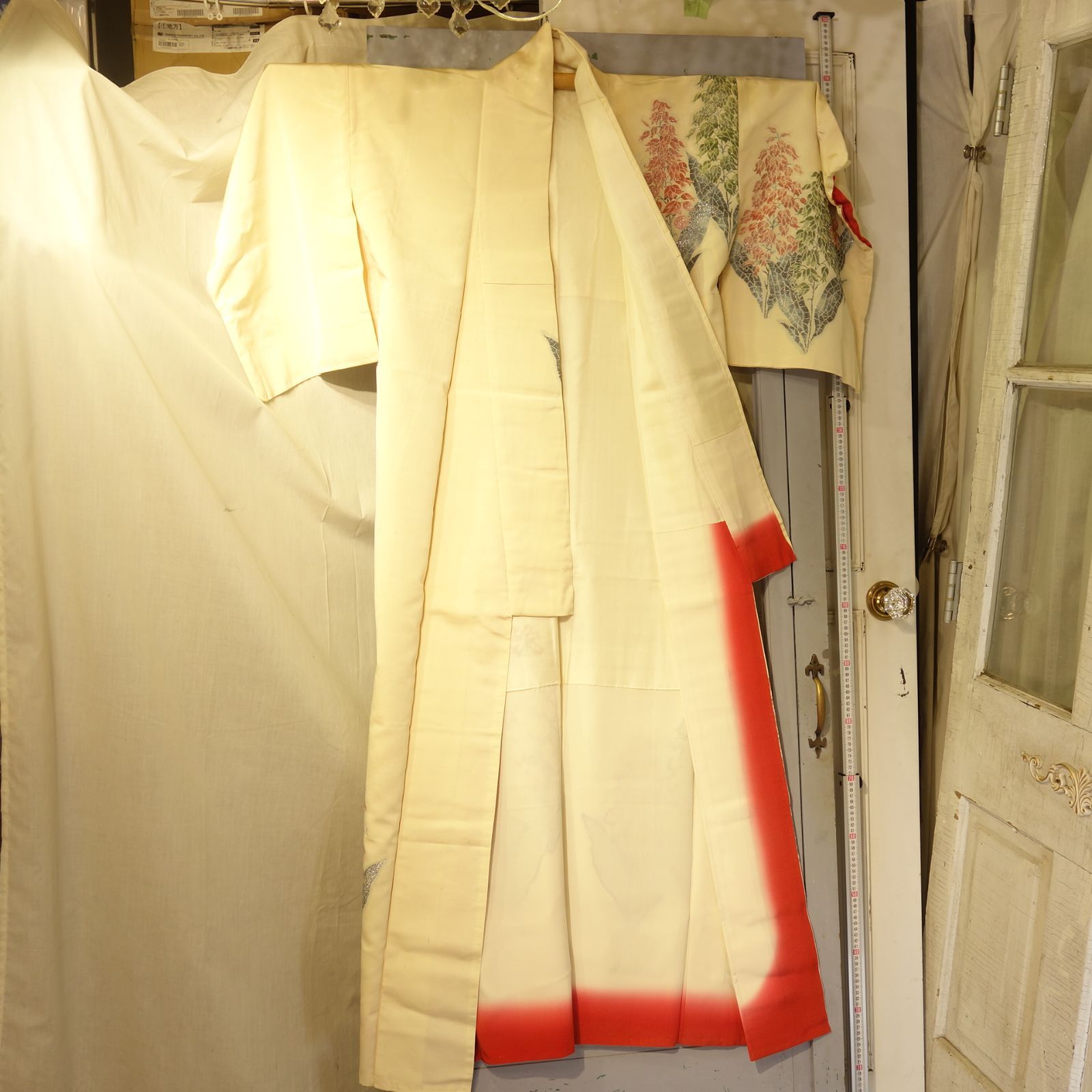 【新品・未使用】白地絵羽着物 和服 和装 着物 長期保管品 経年劣化あり リメイク素材・生地にも M387