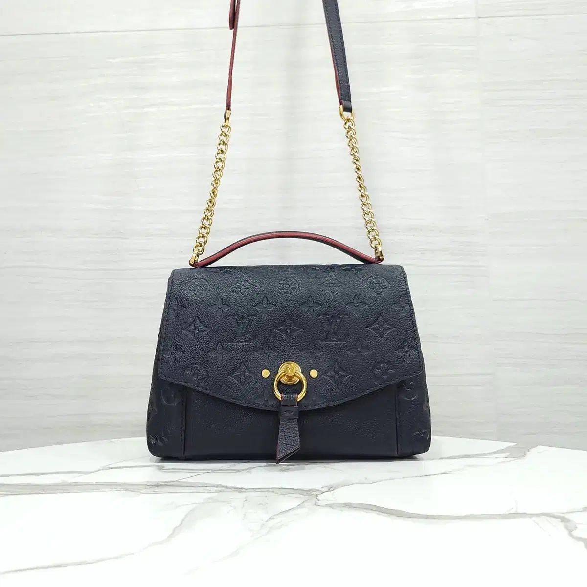 Louis Vuitton LV アンプレントゥ ブランシェ BB ショルダーバッグ M43624