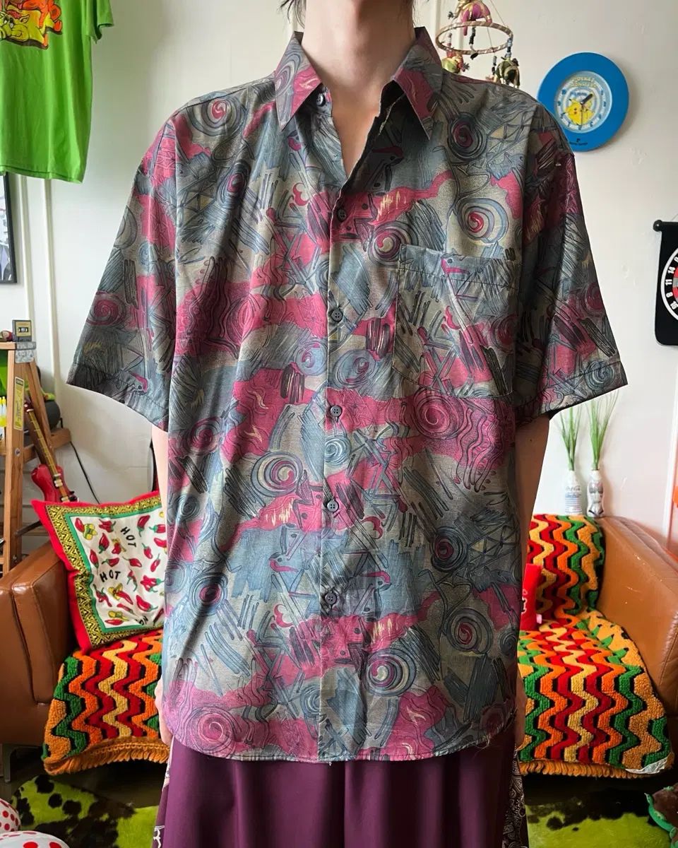 THAI SILK ヴィンテージ 幾何学 アート パータン 半袖 シルク シャツ