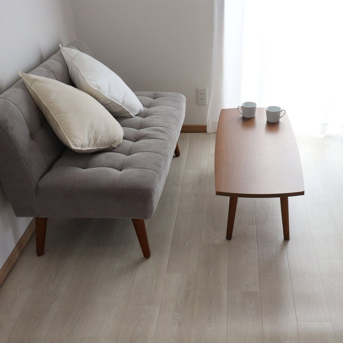 ラグ ダイニングラグ 木目調 182×230cm 防炎加工 撥水加工 （ 撥水 拭ける 木目 マット フロアマット 長方形 抗菌 防カビ 防水 防炎 日本製 リビング ダイニング 子ども部屋 耐久性 ）