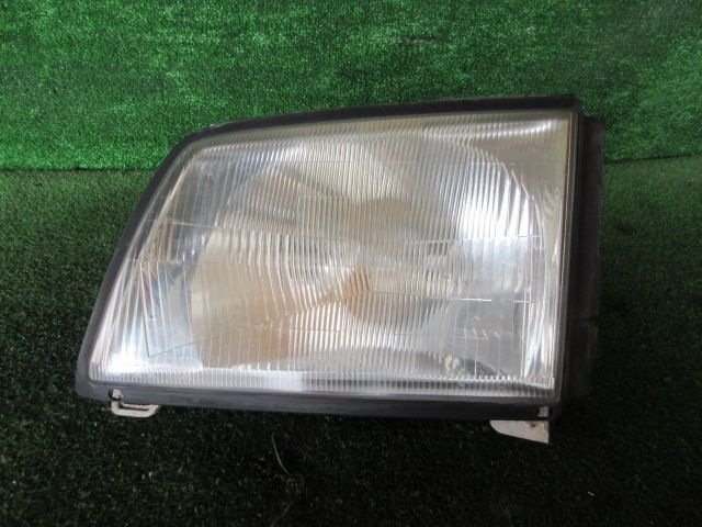 左ヘッドライト 日産 バネット　TC-SK82VN H17年　HSP0897-17-16-L