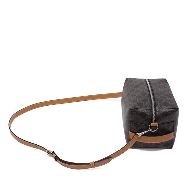 26AWモデル セリーヌ CELINE レディース クロスボディバッグ テイク・アウェイ トリオンフキャンバス【タンブラウン(トリオンフ)】 L10033C58 04LI【2026-27AW】