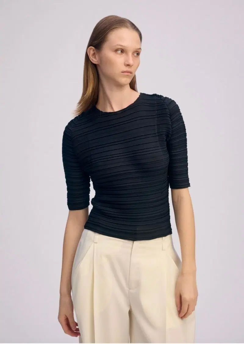 ISSEY MIYAKE ジグリー トップス&トップス セット 125,976円