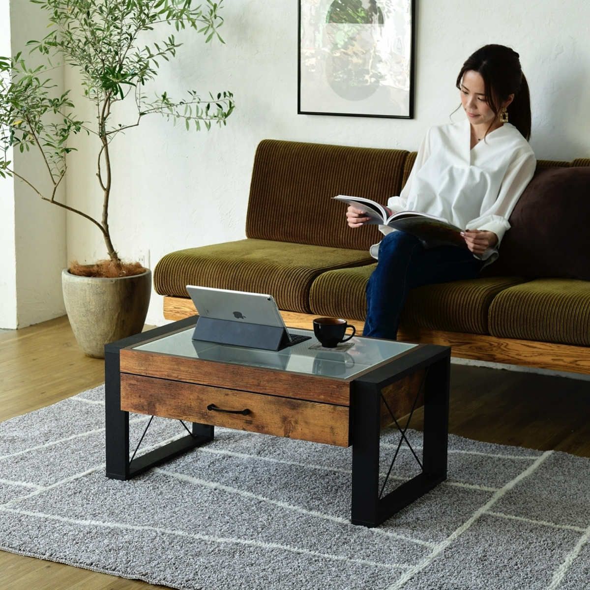 ローテーブル 幅75.5cm コレクションテーブル レトロ調 ブルックリンスタイル （ テーブル 机 リビングテーブル 引き出し 収納 センターテーブル つくえ コーヒーテーブル ガラステーブル ガラス ）