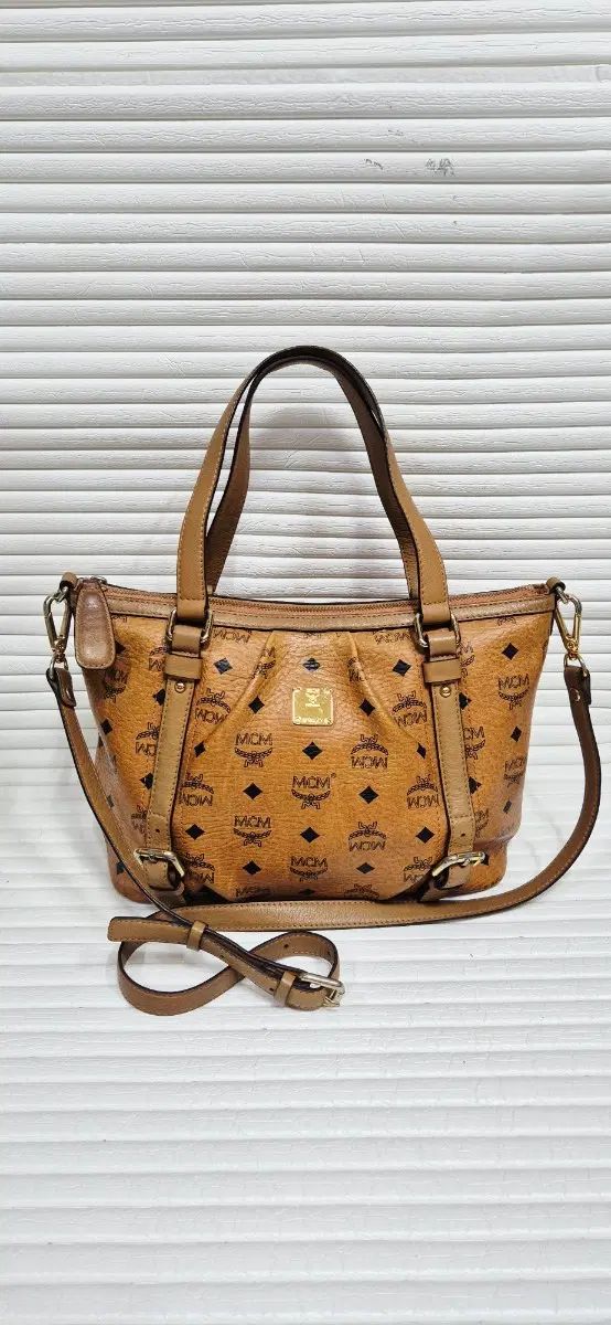 MCM エムシーエム ヴィセトス トートバッグ ショルダーバッグ