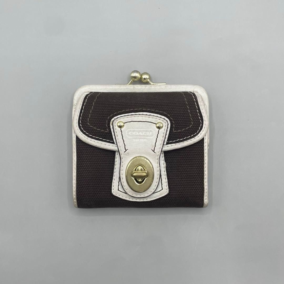 希少　Coach Legacy Turnlock Kisslock Wallet　 コーチ 二つ折り財布 がま口 レガシー ターンロック キャンバス レザー 茶 ブラウン 白 12,312円